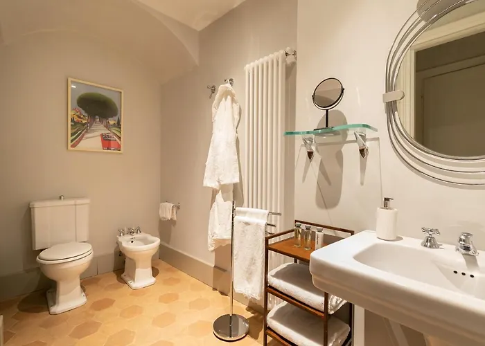 Casa Madama, A Burghesius *